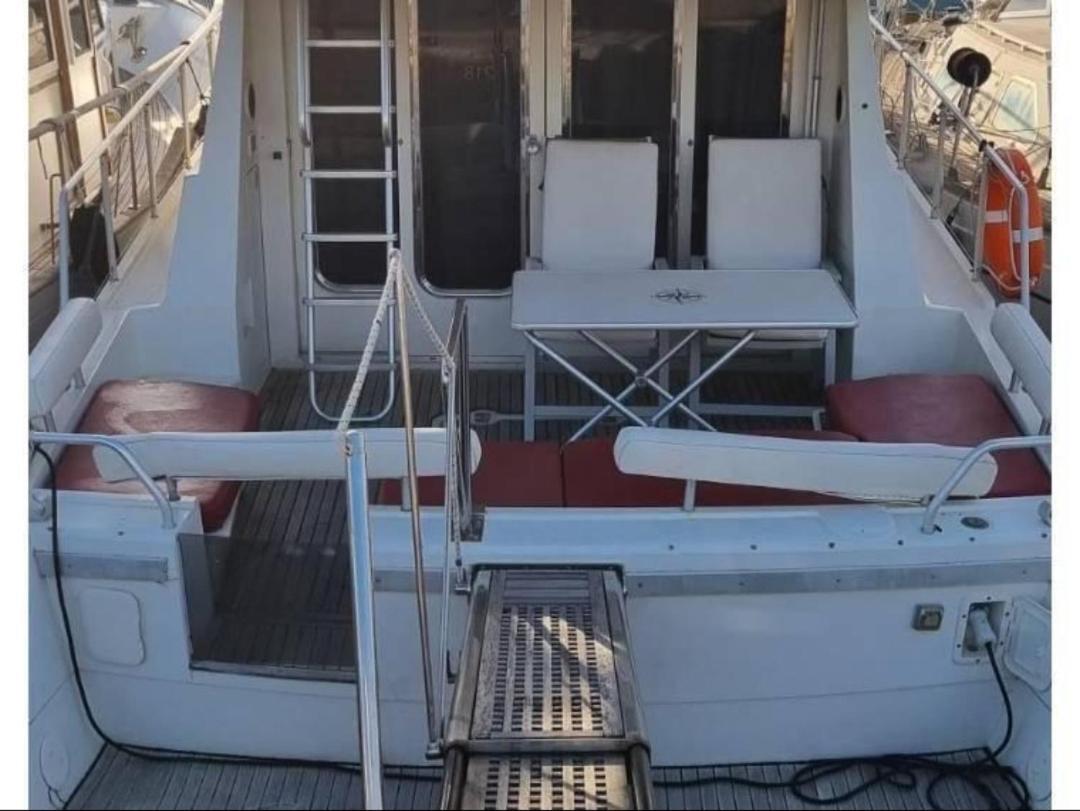 Отель Barco Барселона Экстерьер фото